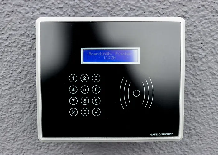 Fischer Boardinghouse Bw Guest house