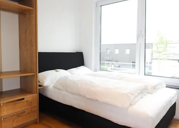 Fischer Boardinghouse Bw